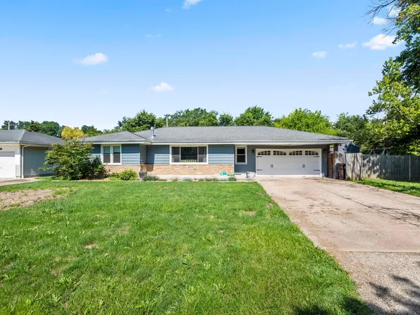 10613 N Dale St, Peoria, IL 61615