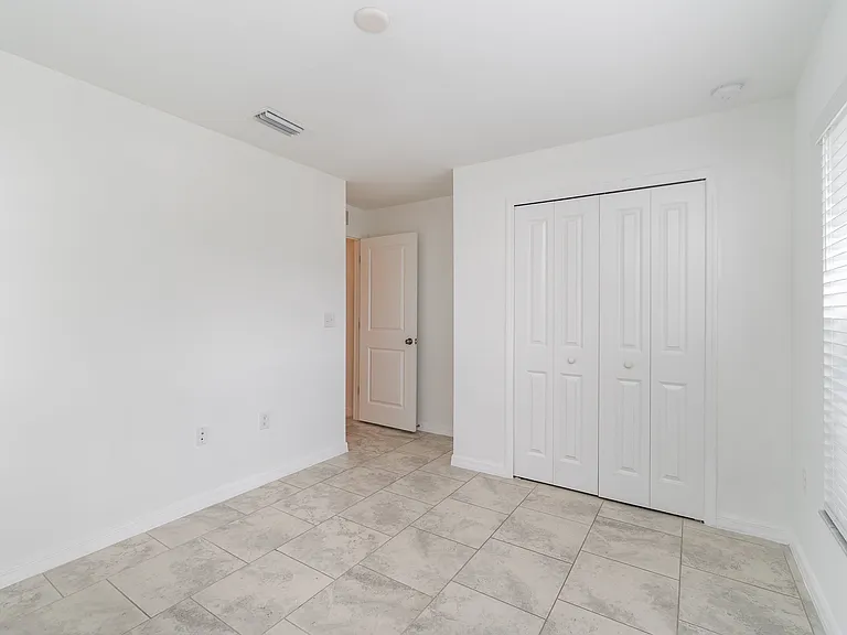 4272 Villa Rapallo Way — Photo 6
