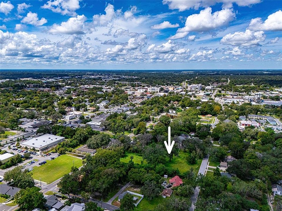 2nd image of NE 9th Ave Lot 1