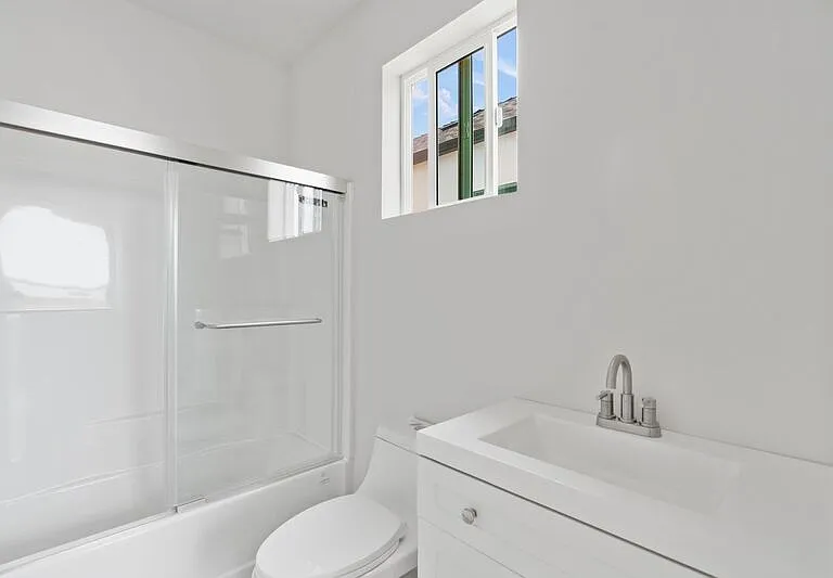 3518 Oak Glen Ln — Photo 16