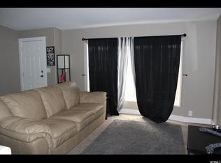 68 N 4th St, Tooele, UT 84074