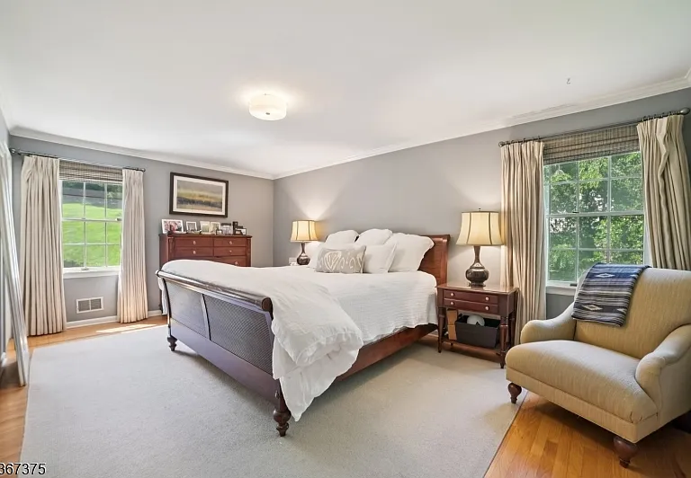 415 Fairmount Ave — Photo 15