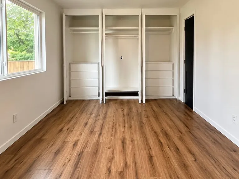 3320 N Ave — Photo 11