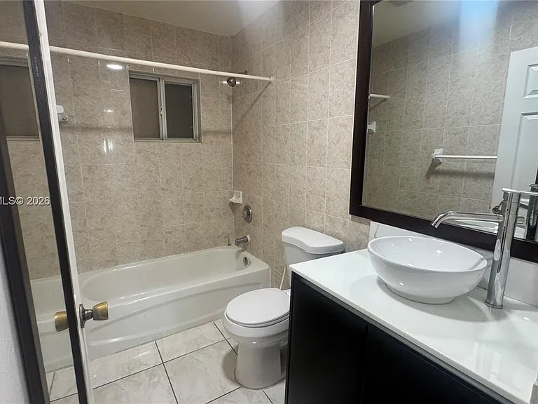 5680 NW 23rd Ave — Photo 12