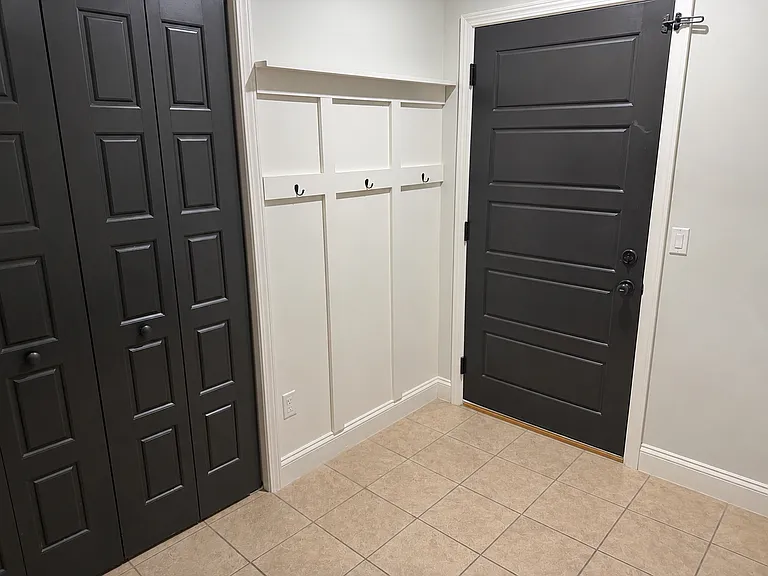 2086 Meadow Creek Ln — Photo 11