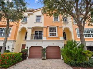 5555 NE Trieste Way, Boca Raton, FL 33487