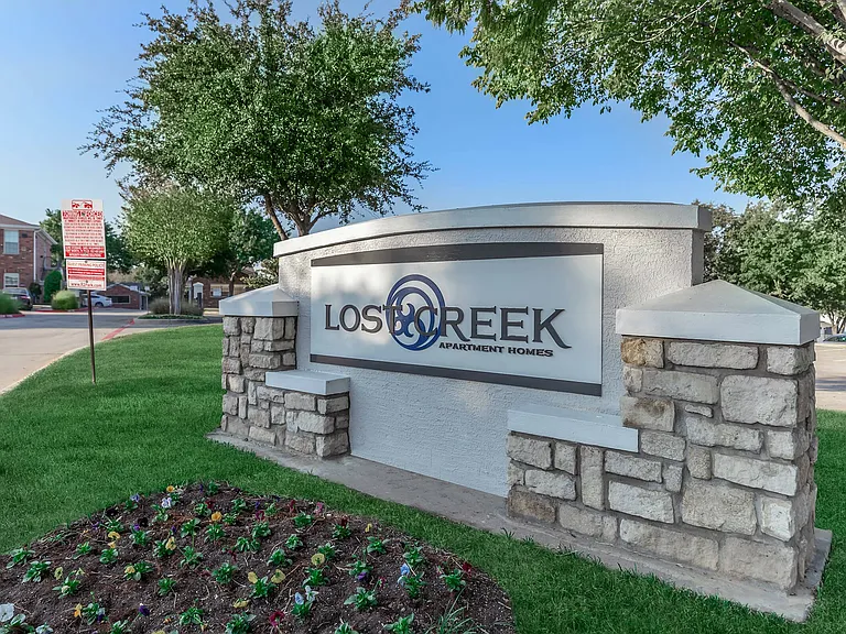 Lost Creek Apartments Homes — Photo 11
