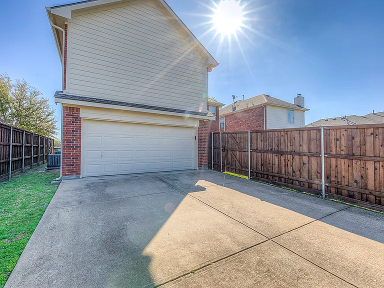 12347 Red Hawk Dr — Photo 28