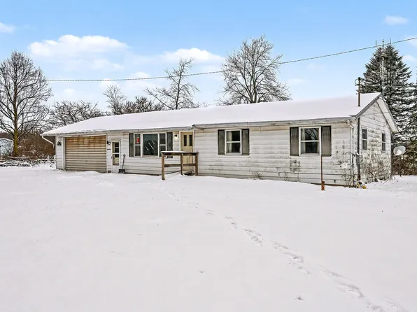 13072 Garber Rd, Constantine, MI 49042