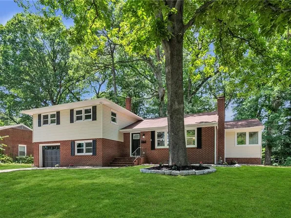 6 Chanco Dr, Newport News, VA 23606