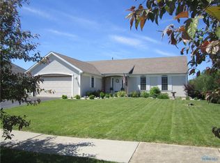 3347 Ice Castle Dr, Oregon, OH 43616