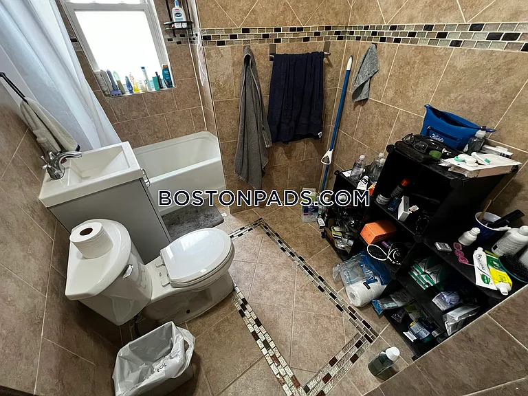 248 Kelton St #9 — Photo 27