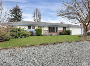 1005 17th St NW, Puyallup, WA