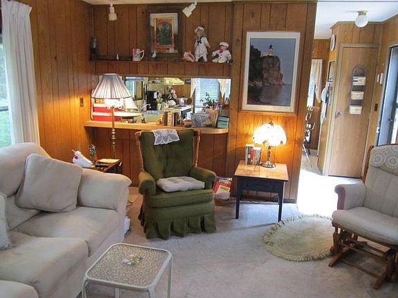 5th image of 3814 Birchwood Dr