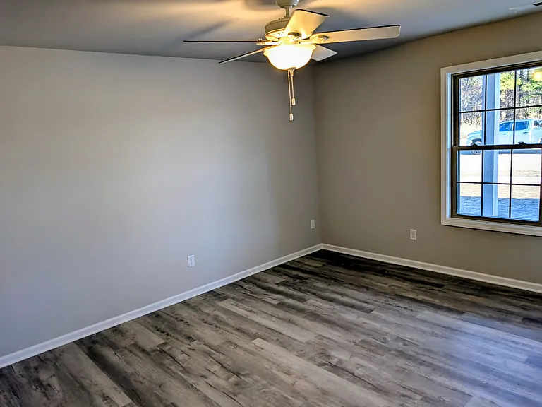 1622 Daisy St SE — Photo 11