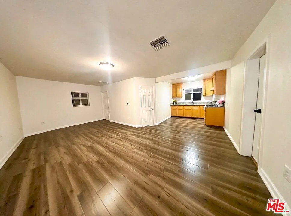 2 bed, 2.0 bath, 950 sqft, $2,650 — Photo 1