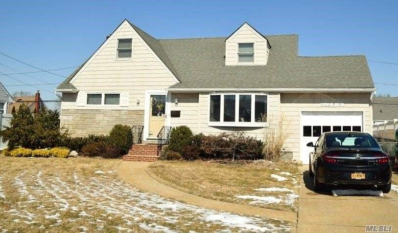 1st image of 3659 Bernard Dr