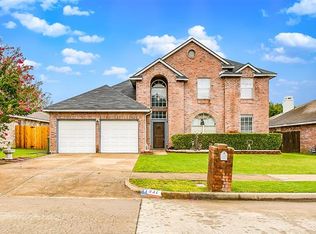 931 Rio Vista Ln, Arlington, TX 76017