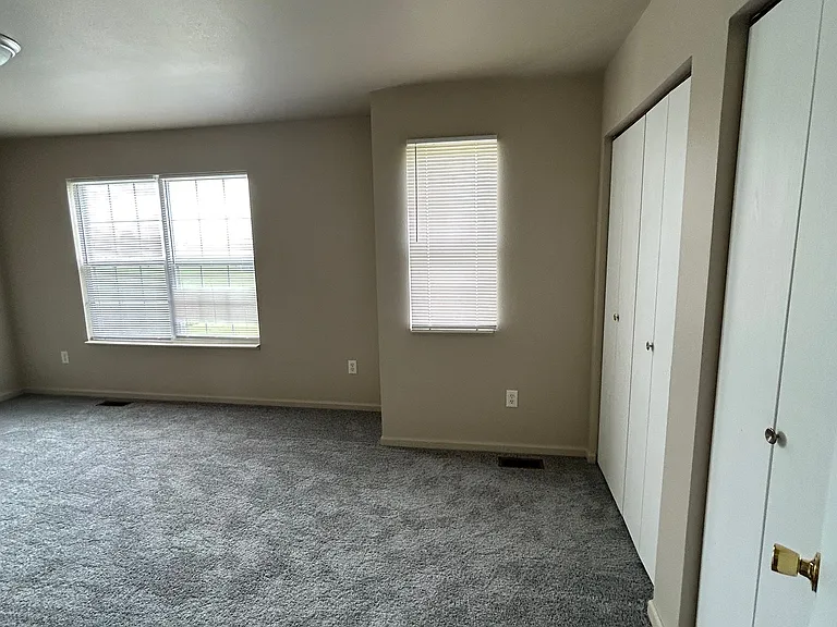 221 Southfield Dr #1 — Photo 10