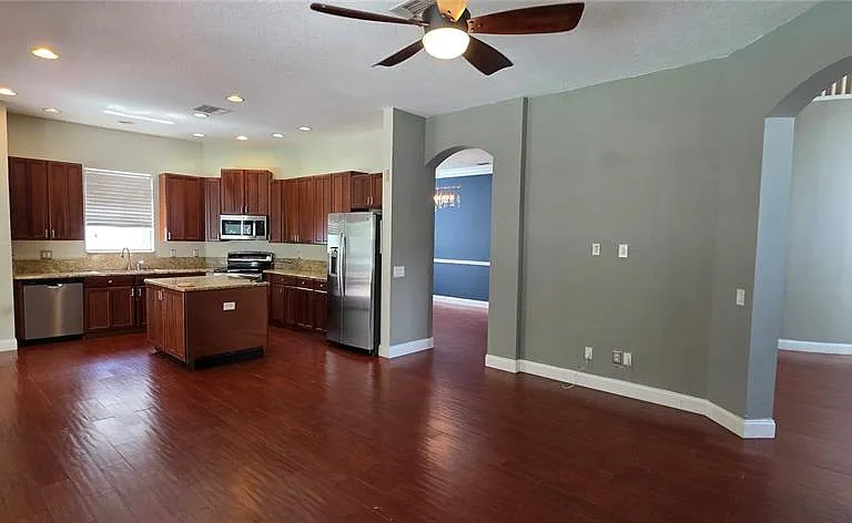 11609 Greensleeve Ave — Photo 14