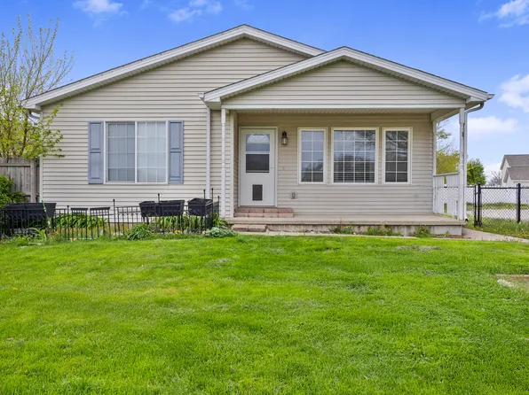 426 Bramble St, Manteno, IL 60950