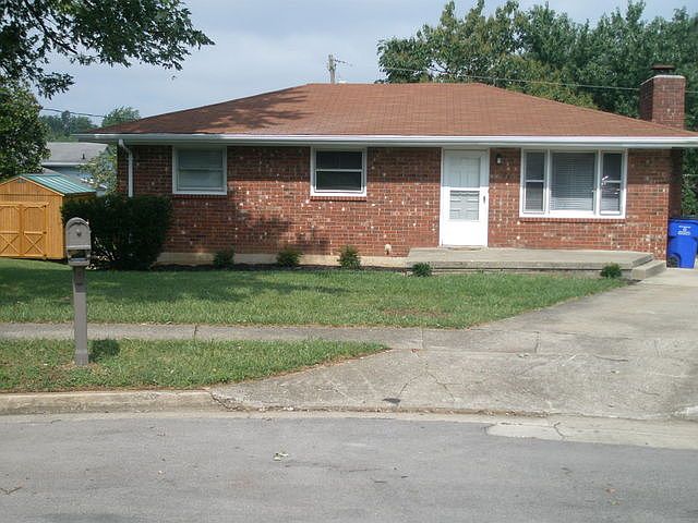 1st image of 573 Hollow Creek Ct