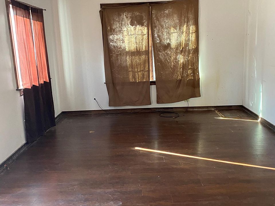 1st image of 407 W 13th Ave