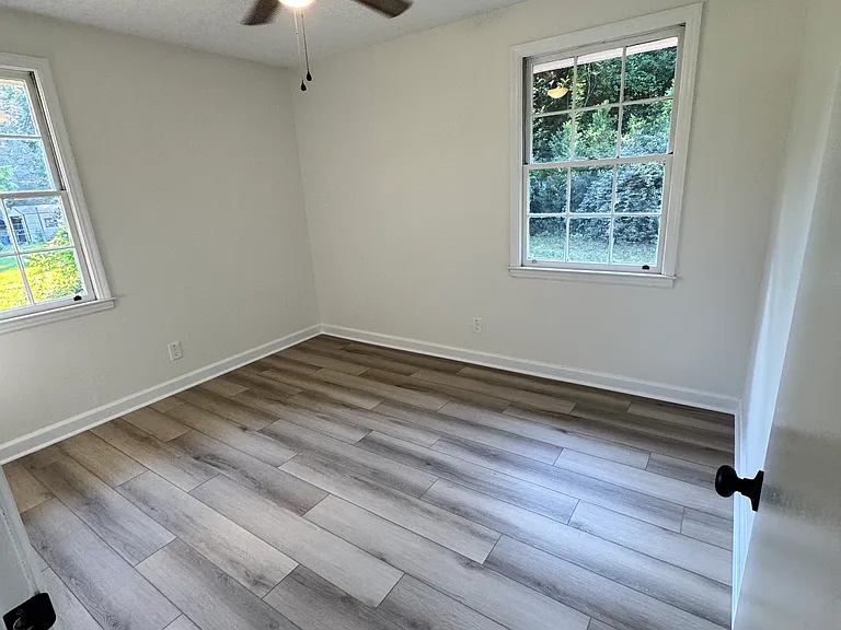 418 Brookcliff Rd — Photo 12
