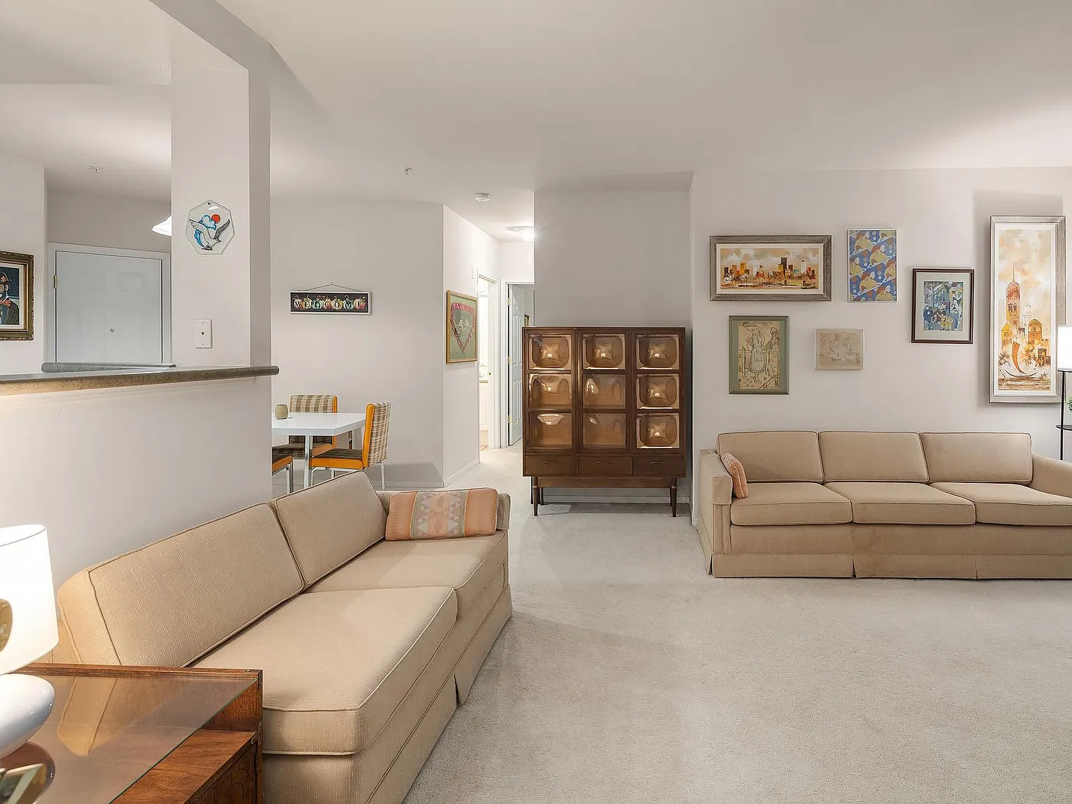 2 bed, 1033 sqft, $2,400 — Photo 4