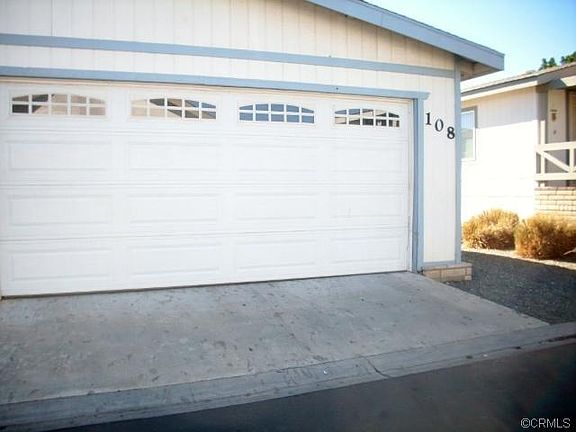 2nd image of 1550 Rimpau Ave Space 108