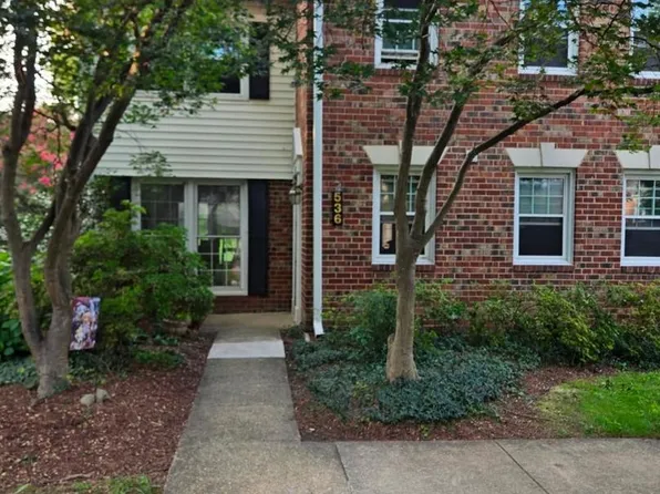 536 Azalea Dr #43, Rockville, MD 20850