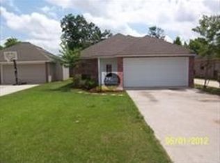 15170 Villa Ct E, Gonzales, LA 70737