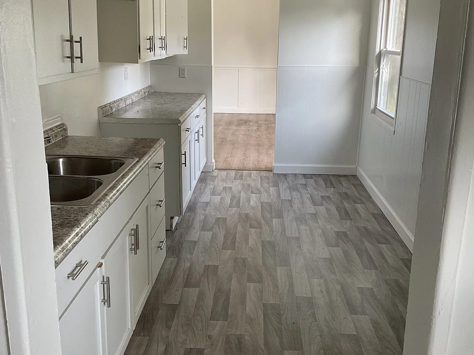 4 bed, 1100 sqft, $1,600 — Photo 3