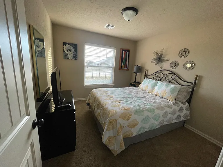 Second bedroom