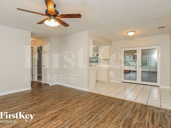 4th image of 2563 Dobbin Dr