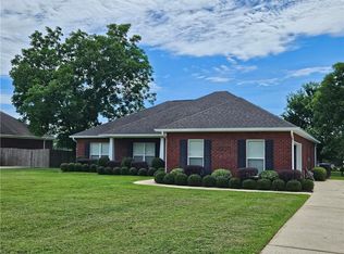 9850 Hall Rd, Grand Bay, AL 36541