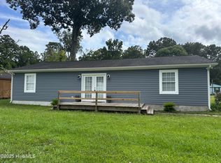 121 W Island Trl, Hertford, NC 27944