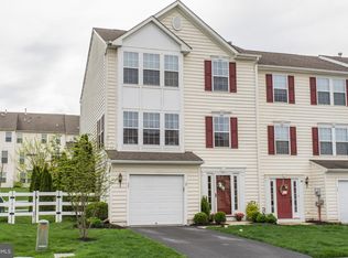 37 Bayberry Ln, Pottstown, PA 19465