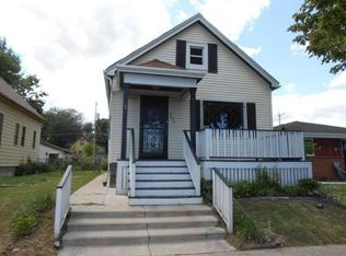 2657 N 8th St, Milwaukee, WI 53206