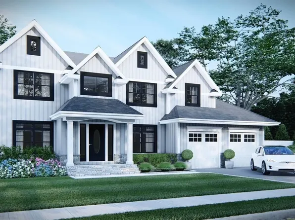 398 Massachusetts Avenue, Massapequa Park, NY 11762