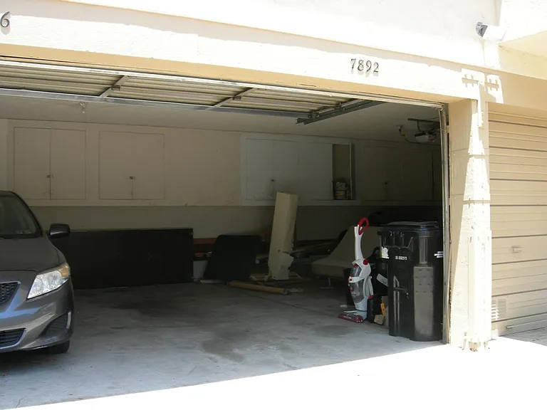 7892 Camino Glorita — Photo 13