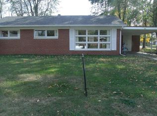 903 Bobby Ave, Macomb, IL 61455