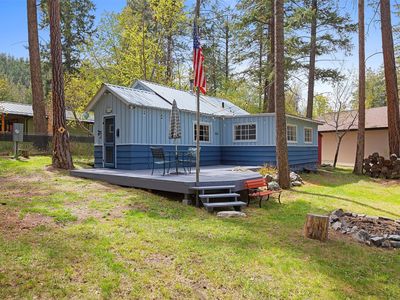 27435 Bear Cub Lane, Big Arm, MT, 59910