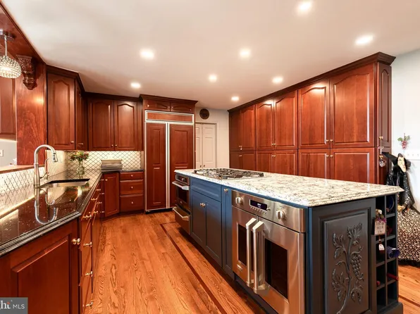 9 Tree Farm Ct, Glen Arm, MD 21057