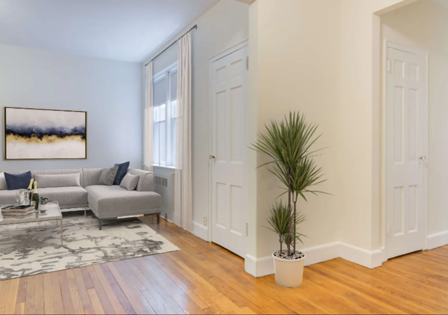 $2,650 Spacious 560 Sq. Ft. Studio Near Cleveland Circle & the Green Line Parking Available! — Photo 1