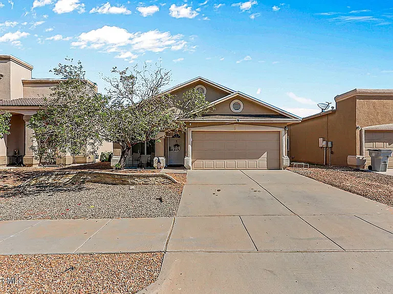 12761 Ramon Prieto — Photo 8