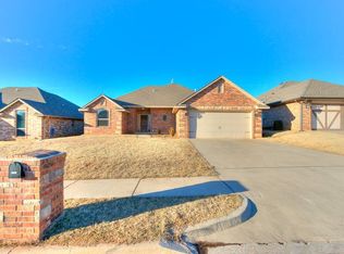 4709 Grand Ave, Noble, OK 73068