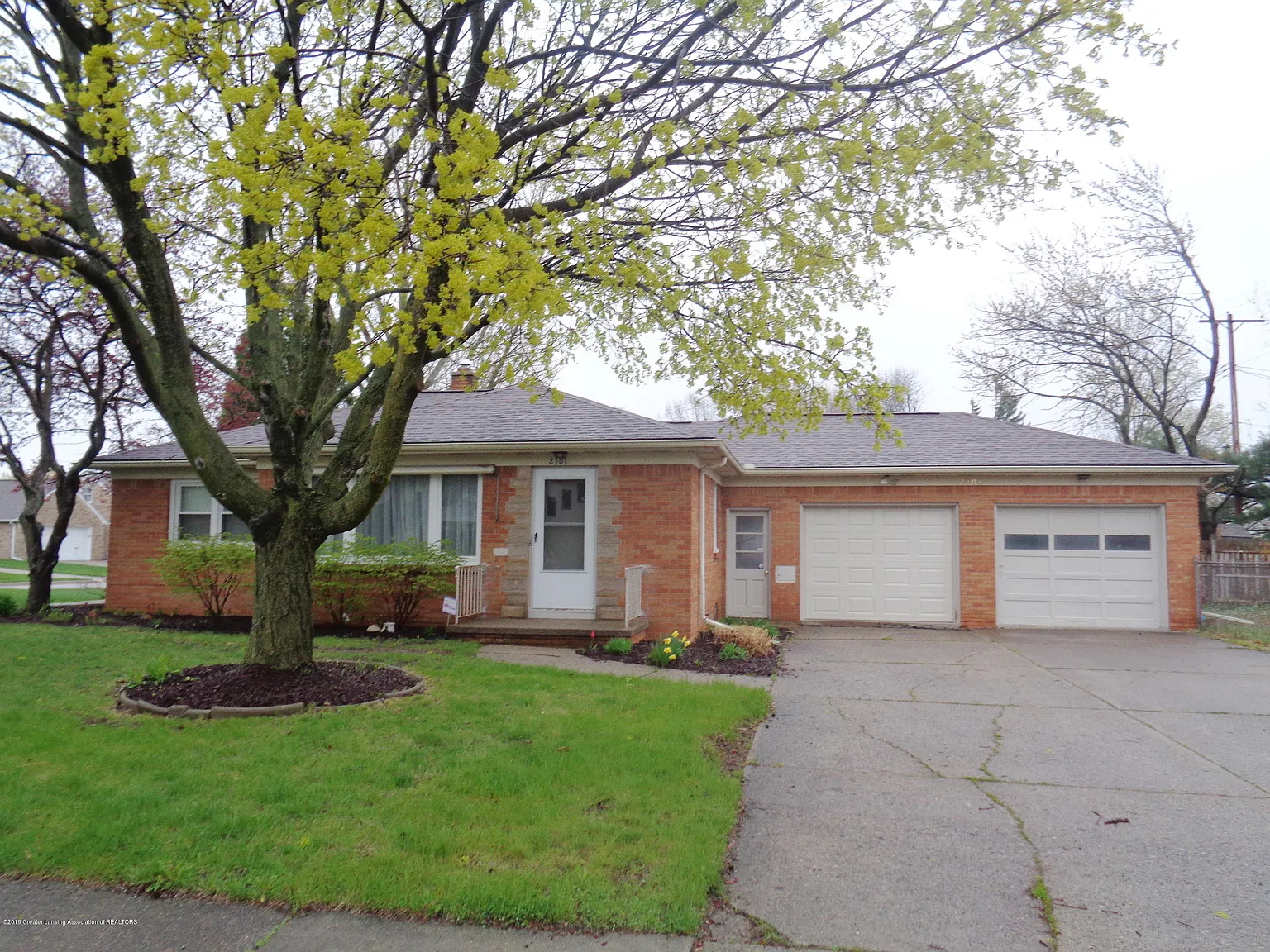 2101 Pleasant Grove Rd photo 1