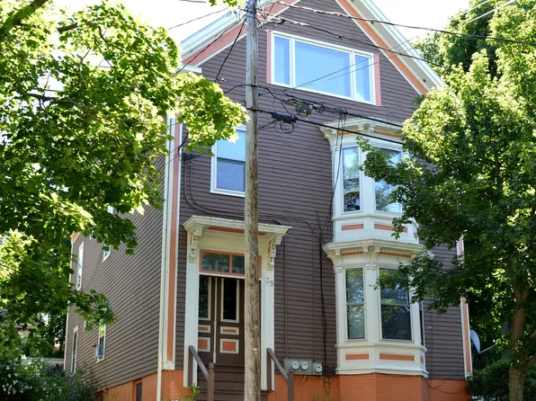 35 Hammond St, Portland, ME 04101
