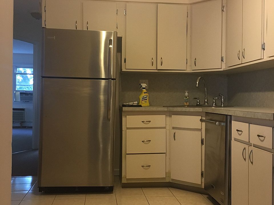 1st image of 1618 Bell Blvd #2